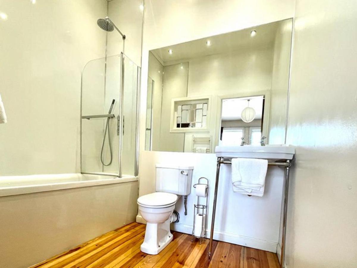 Incredible St Andrew'S Sq - 2 Bed In The Sky Apartment Ngoại thất bức ảnh
